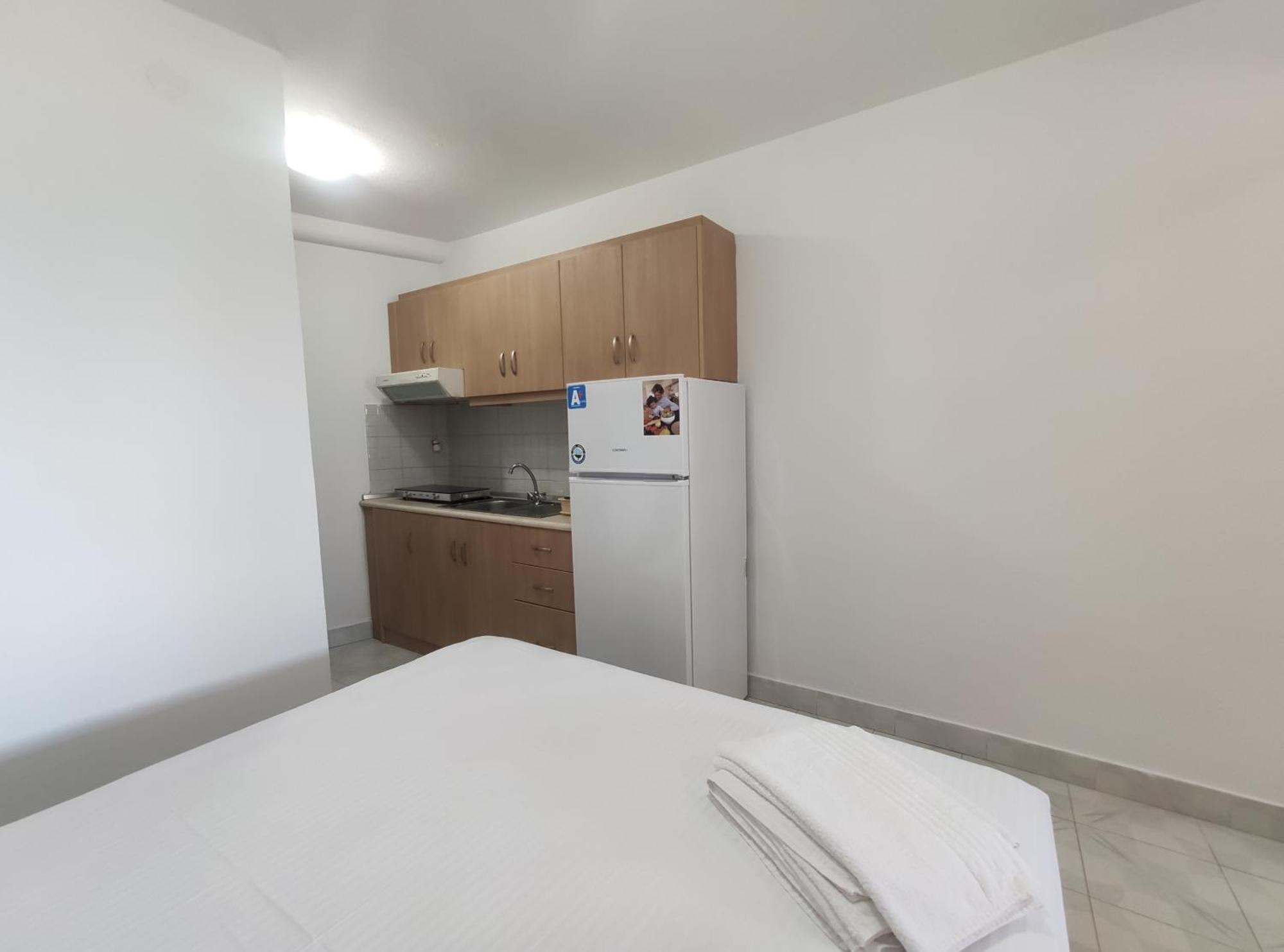 Para Thin Alos Inn Neos Marmaras Exterior foto